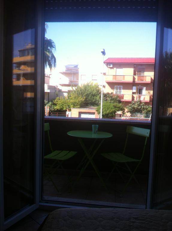 B&B Le Meduse ฟิวมิชีโน ภายนอก รูปภาพ