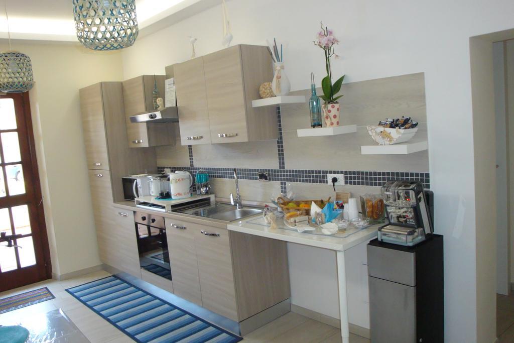 B&B Le Meduse ฟิวมิชีโน ภายนอก รูปภาพ