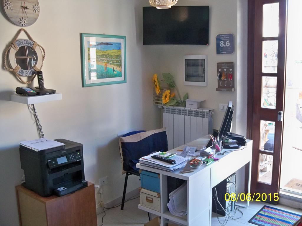 B&B Le Meduse ฟิวมิชีโน ภายนอก รูปภาพ