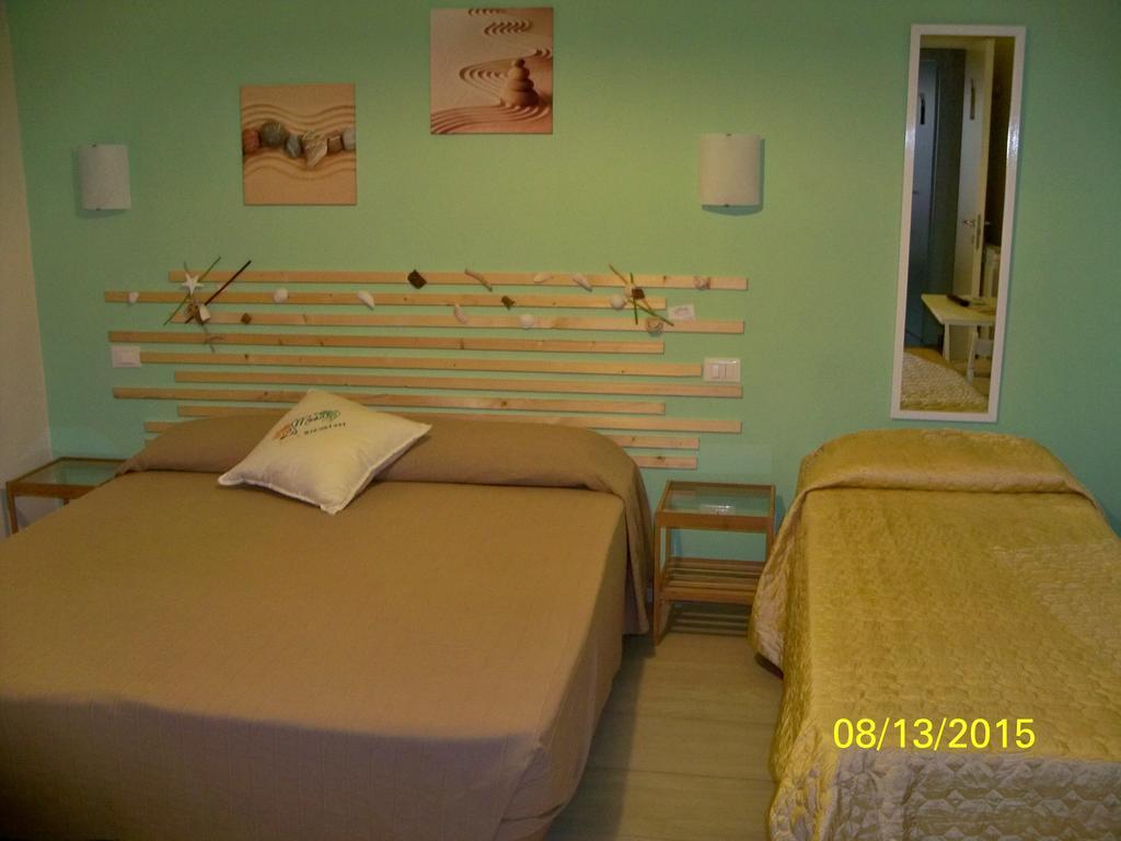 B&B Le Meduse ฟิวมิชีโน ห้อง รูปภาพ